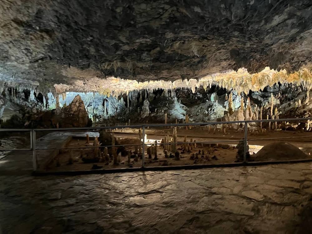 Cave Snejanka