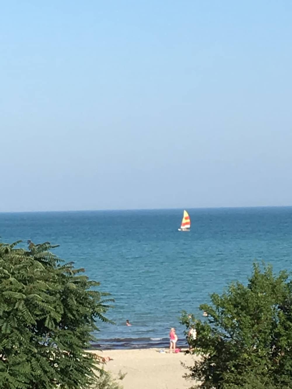 Central Beach Sarafovo — 2