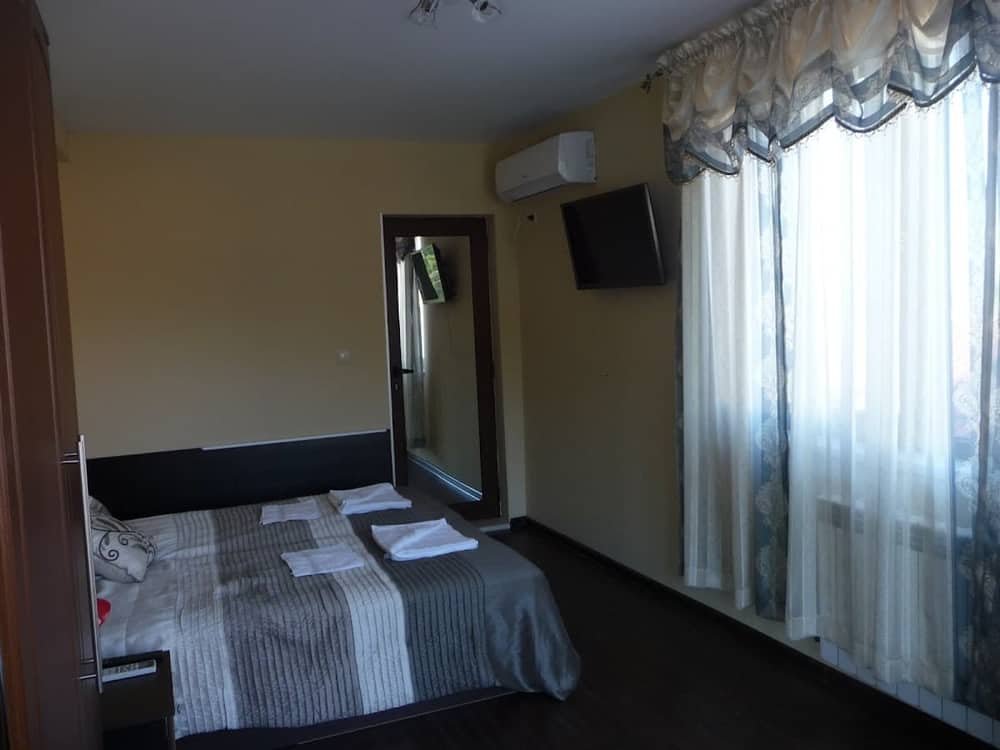 Family Hotel Camellia — 2