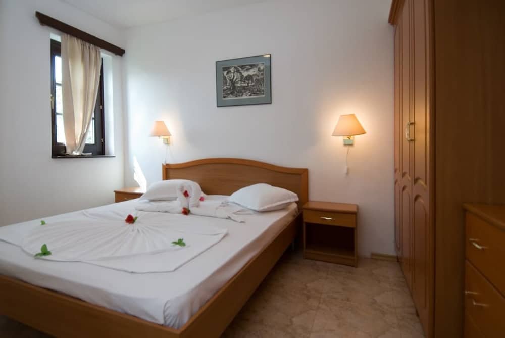 Holiday Village Duni Royal Resort — 2