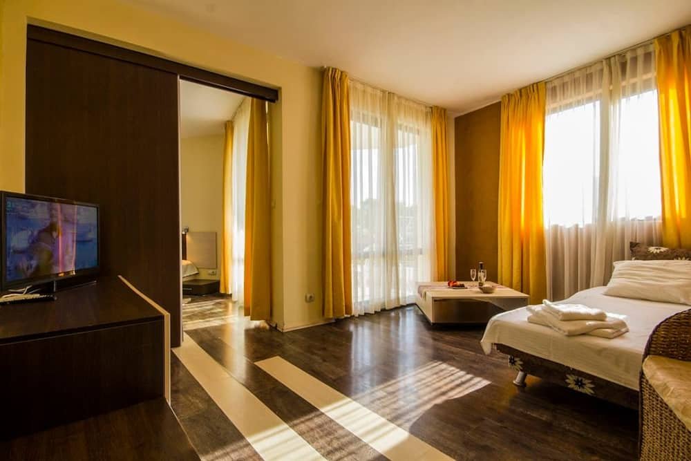 Hotel Coral — 2