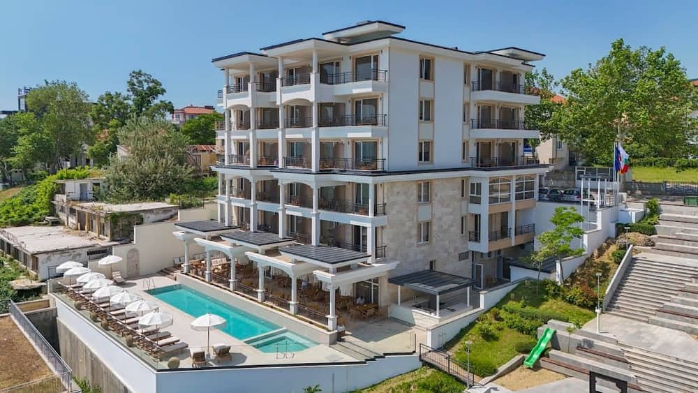 La Bohème Hotel