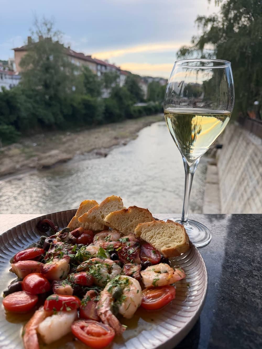 GASTRONOM WINE.DELICATESSEN.DINE — 2