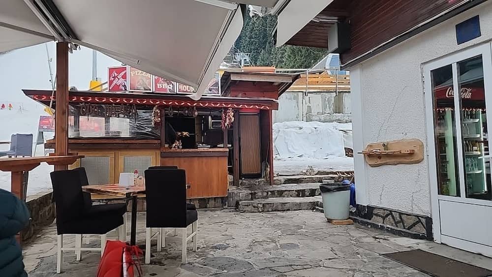 Krystal restaurant