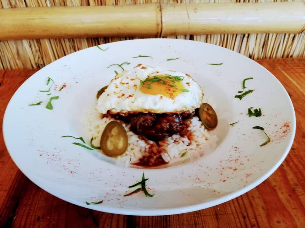 Tiki Bar And Grill Primorsko — 2